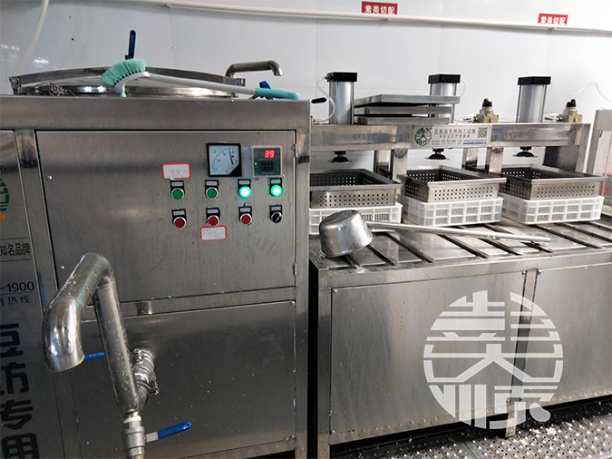 機器做豆腐全過程視頻