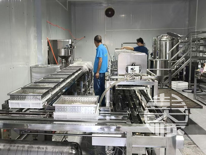 步進式豆腐機生產(chǎn)線