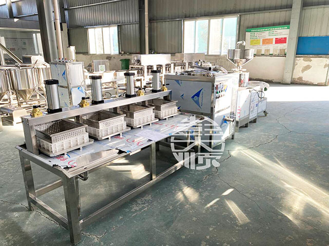 豆腐坊專用設(shè)備準(zhǔn)備打包發(fā)貨